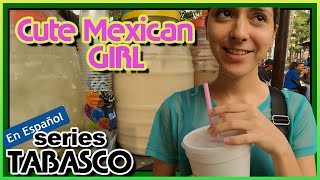 CUTE MEXICAN GIRL buys me STREET FOOD in TABASCO  En Español  Villahermosa Centro MX [upl. by Sabra]