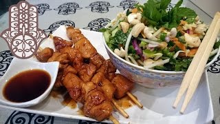 Brochettes de poulet yakitori et Salade asiatique [upl. by Netsew]