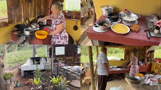 HOJE FOI MINHA MÃE QUE FEZ O ALMOÇO NA CASINHA NO PÉ DA SERRA [upl. by Lorraine]