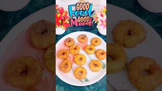 Crispy Medu vada 1minutrecipe indianfood tastyrecipes cooking youtubeshorts [upl. by Ada]