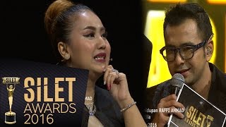 Raffi Ahmad Diramal Oleh Mama Ella  Silet Awards 2016 [upl. by Saberhagen]