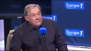 Claude Foucher Je me souviens dun avion américain lançant des fusées de signalisation ce 8 mai 19 [upl. by Akoek]