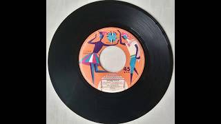 Conjunto Danzantes de Puquio Trilla  Chimaycha 45 RPM [upl. by Mahmud]