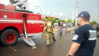 Exhibición  Bomberos en Acción [upl. by Svetlana]