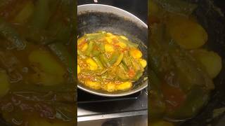 Aloo Baingan Ki Sabji Easy and Tasty YouTubeShorts Shorts Viral AlooKiSabji AlooBainganKiSabji [upl. by Thoma811]