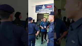 Ketua Polis Johor tinjau pusat undi awal di IPD Kluang [upl. by Whitby340]