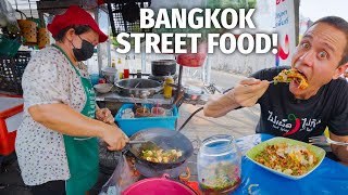 Bangkok Street Food  2 SPICY SQUID  Real Local Thai Food [upl. by Legge]