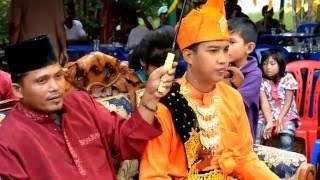 Kompang Melayu Wedding Ceremony in Bengkalis [upl. by Norvin35]