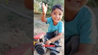 Aha tamatar bade majedaar 😀😍shortschildren funny kids [upl. by Ettenotna239]