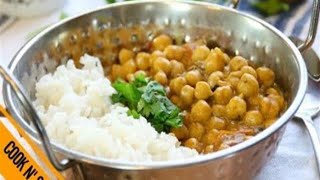 Coconut Curry Chickpeas  A Low Cal Vegan Dinner in 30 Minutes or Less [upl. by Novi]