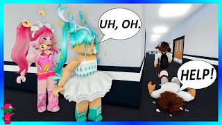 My LEVEL 908 Friend Is a SCARY BEAST Roblox Flee The Facility [upl. by Melda]