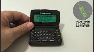 Motorola T900 Talkabout 2way Pager sending email menu browsing alert tones [upl. by Richel]