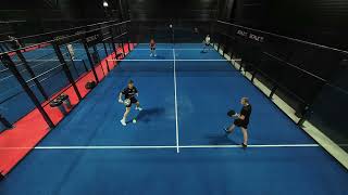 Padelmatch Hallavard amp Torbjørn vs Sivert amp Daniel sett 1 [upl. by Neral]