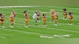 Greg Zuerlein trapped among the Vikings Cheerleaders during pregame practice vs New York Jets [upl. by Josh]