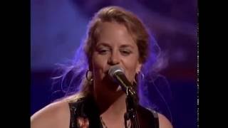 Mary Chapin Carpenter  Shut Up and Kiss Me  Live at Wolf Trap [upl. by Susette]