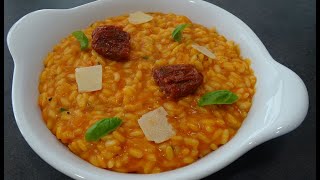 RISOTTO A LA TOMATE  Recette Italienne Authentique [upl. by Yug]