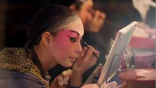 CHINESE OPERA DIVA THE MAKEUP OF A CANTONESE OPERA ARTIST [upl. by Aneema]