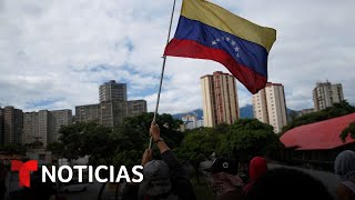 Protestan en Venezuela tras proclamar el régimen como ganador a Maduro [upl. by Mayce]