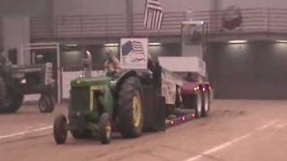 Glen Rose Tractor Pull  820 John Deere Div 1 10500lb class 21310 [upl. by Mcfadden]