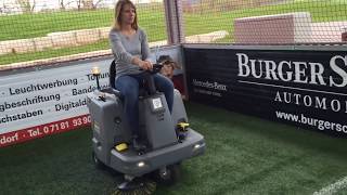 KM 8550 R Artificial turf cleaning without granules [upl. by Colman]