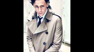 The Red Necklace  Read by Tom Hiddleston  CD 4 Track 11 [upl. by Yrotciv]