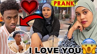 PRANK KII UGU XUMAA ABID SAMIYO OO LOO GACAN QADAY ADNAN GABAR EY…😳😳 [upl. by Fleisher345]