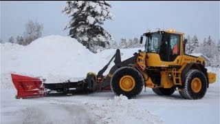 Ice Ripping with Volvo L90F and Siljum Mekan Ice Ripping Blade [upl. by Rimidalb]