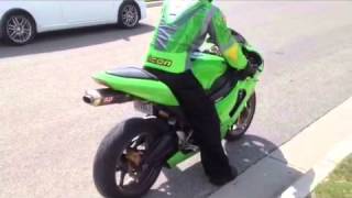 2006 Kawasaki Ninja ZX6R 636  Yoshimura Carbon Fiber SlipOn [upl. by Ehcsrop889]