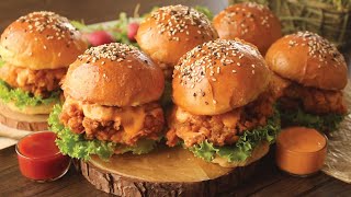 Juicy Zinger Burger with Homemade Burger Buns 😍 Recipe By Chef Hafsa [upl. by Meedan]