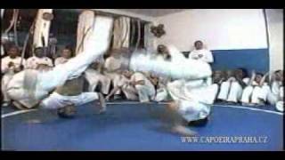 Video Capoeira  Miudinho Cordao de Ouro 1Z [upl. by Shaun]