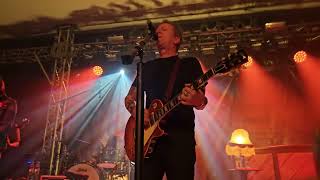 Kiefer Sutherland Something You Love Live Jul 26 2024 Kwadrat Kraków [upl. by Ruelu]