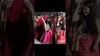 Gutur Gutur Bole re navratri garba gujarat [upl. by Veal320]