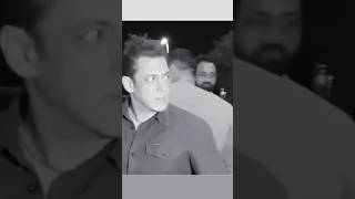 Salman Khan ka sewage 👑❣️😱salmankhan bollywood vayralshorts rost songamitabhbhattacharya [upl. by Eelarbed]