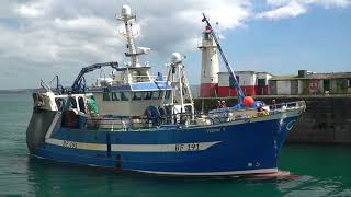 Prawn boat Vision V entering Newlyn [upl. by Emlynn686]