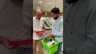 Hoe snel herken jij Fairtrade producten in de supermarkt  De Boodschappenpolitie [upl. by Epilif173]