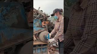 Dismantling of old liquefied gas tank valves [upl. by Semyaj]