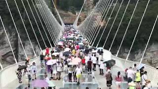 141 Odkrywanie Chin  Szklany most w Chinach Glass bridge in China [upl. by Pega741]