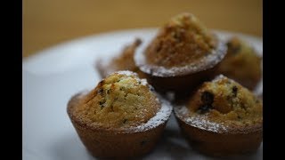 Recept na rychlé muffiny s kousky čokolády [upl. by Alleuqram]