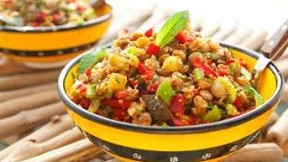 Kişnişli Yeşil Mercimek Salatası Tarifi mucizelezzetler [upl. by Selina874]