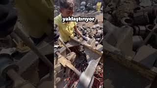 🧵 BAKIR TELLERİ İKİYE AYIRAN MAKİNA 👈 china viralshort global [upl. by Motch482]