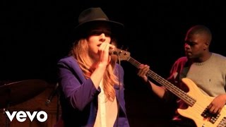 ZZ Ward  Lil Darlin Live In Studio ft The OMys [upl. by Craig]