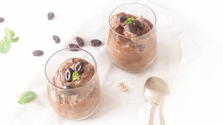 Makkelijk 4 Ingrediënten Pure Chocolademousse met Slagroom en Mascarpone [upl. by Brand630]