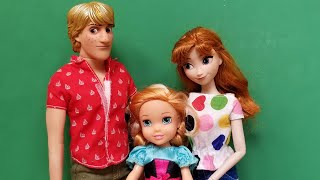 Annas surprise  Elsa and Anna toddlers  news [upl. by Alpheus]