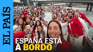 OLIMPIADAS  La delegación española a bordo del barco para cruzar el Sena en París 2024  EL PAÍS [upl. by Winebaum]