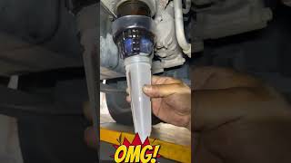 Is this a smart way to remove oil filter [upl. by Jocko]