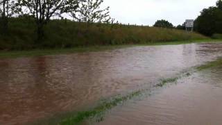 Bus ploughs through flood water [upl. by Araes]