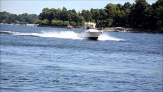 1992 Boston Whaler 23WA Lake Trial [upl. by Notsua]