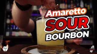 Amaretto sour Bourtbon  Comment faire un Amaretto Sour au Bourbon [upl. by Helsa]