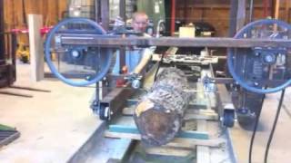 First cut Homemade hydraulic bandsaw mill [upl. by Johnsson185]