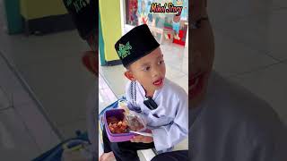 AZKA KETAHUAN TIAN SAAT MAKAN DI DALAM KELAS😅🙈🙏 trending comedy humorlucu funny shorts [upl. by Raymond955]